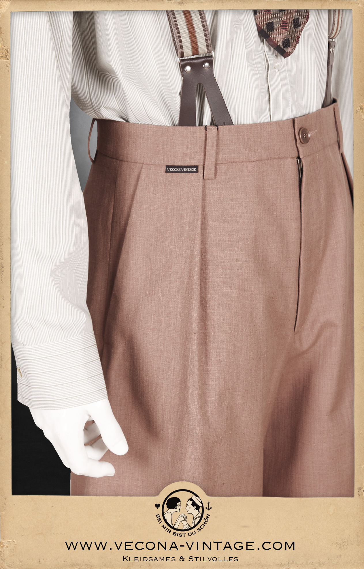 1930er 1940er Jahre mandelbraune Knickerbocker aus Leinenmischgewebe - 1930s 1940s almond color plus fours, Detail Tasche mit Bundfalten und Gürtelschlaufen - pleat detail with belt loops